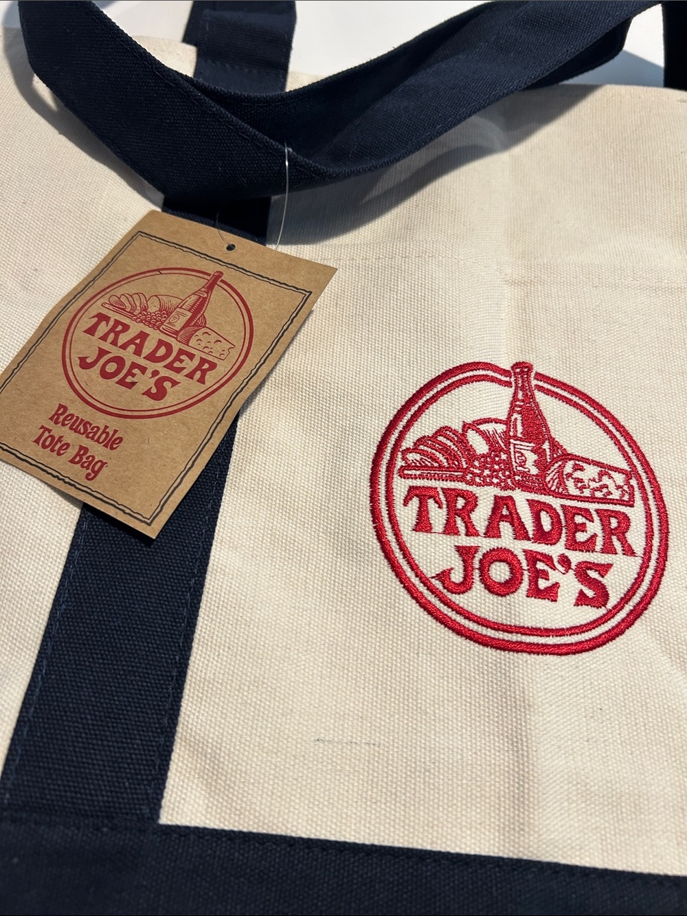 Trader Joe’s NWT large Canvas tote blue/cream - Picture 2 of 4